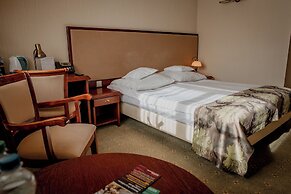 Hotel Poledno