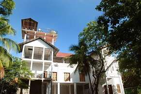 The Triangle Hotel