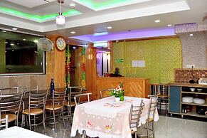 GKM Grand Hotel