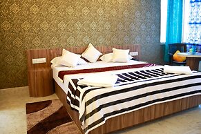 GKM Grand Hotel