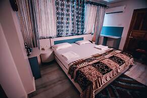 GKM Grand Hotel