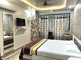 GKM Grand Hotel