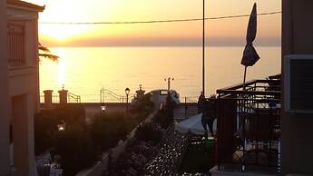Niki Studios Sea-Front