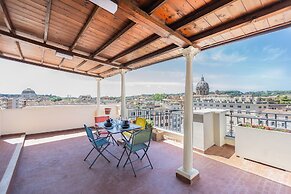Rental in Rome Ceaser Penthouse
