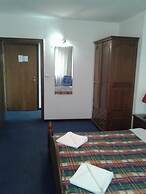 Rotasar Hotel
