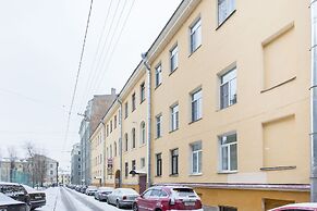 Studios on Bolshoy Kazachy 11