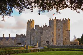 Kilkea Castle
