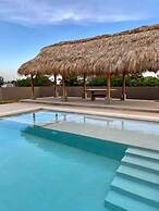 Luxury Beach Side Condo By SAMOTOGO Group