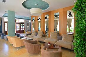 Sandy Beach Resort