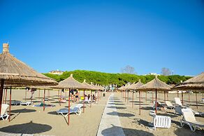 Sandy Beach Resort