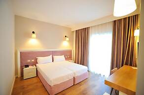 Sandy Beach Resort
