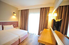 Sandy Beach Resort