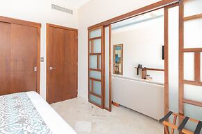 Biwa Tulum