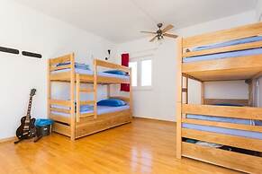 Hostel Oktarin