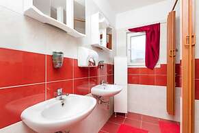 Hostel Oktarin