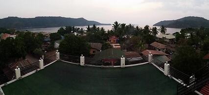 The Inn at Calayo