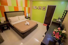 The Red Palm Suites and Restaurant