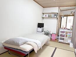 azami7