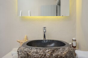 Aphrodite luxury apartments