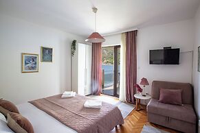 MaXhit Apartments