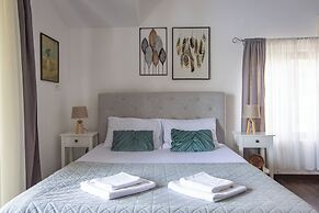 MaXhit Apartments