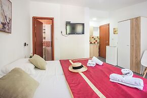 MaXhit Apartments
