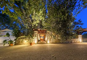 Ark Luxury Villa