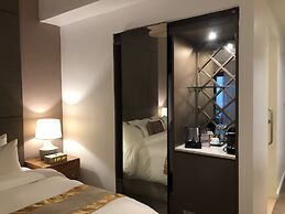 Ferra Hotel and Garden Suites