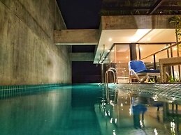Lakewood Residence