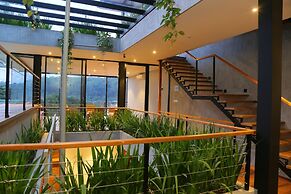Lakewood Residence