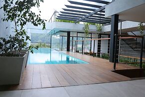 Lakewood Residence