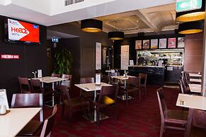 Nags Head Hotel