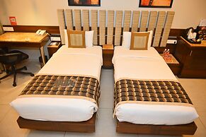 Bizz The Hotel