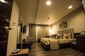 Bizz The Hotel
