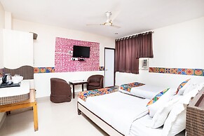 Omni Plaza