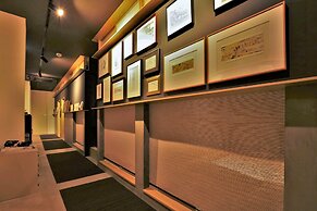 AET HOTEL