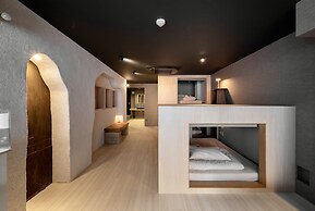 AET HOTEL