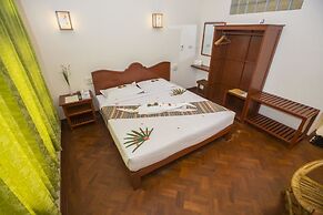 Inle Apex Hotel