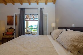 Villa Caramel