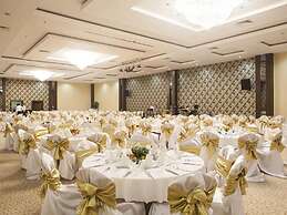 Cherry Garden City & Spa Hotel