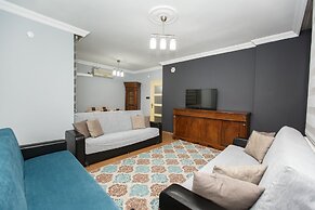 Guven Suite House