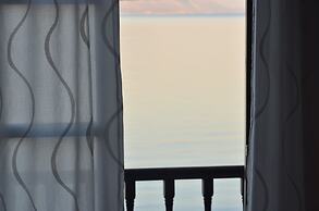 Sunrise Hotel