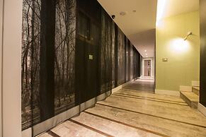 Four Seasons Halat