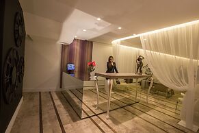 Four Seasons Halat