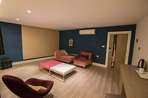 Four Seasons Halat