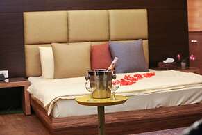 Four Seasons Halat