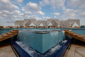Four Seasons Halat
