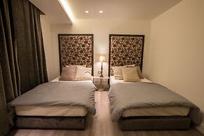 Four Seasons Halat
