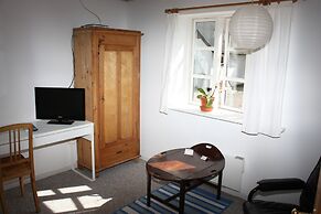 Holmehuset Bed & Breakfast - Gårdhotel
