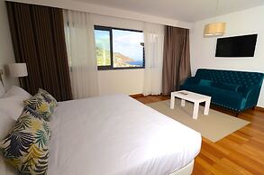 CASAS FORTE DO PICO by brugrani